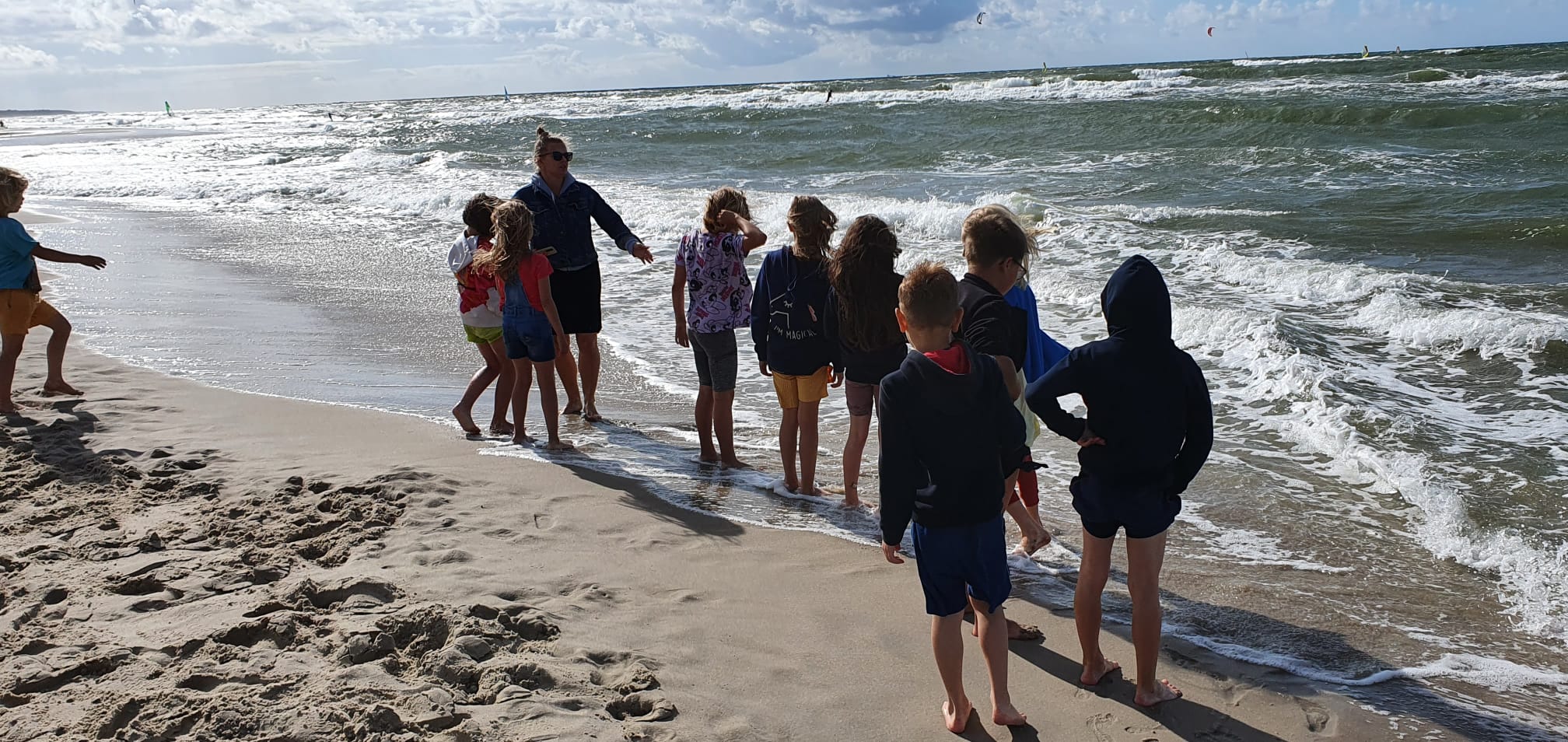 Wycieczka objazdowa dla młodzieży „Anglia, Szkocja i Amsterdam” w terminie 08.04.2026 – 15.04.2026 (8 dni).